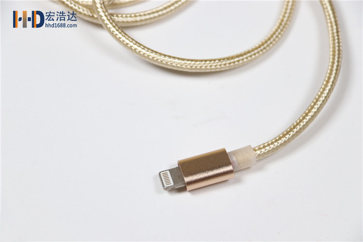 宏浩達(dá)電子數(shù)據(jù)線廠家定制、采購(gòu)、批發(fā)數(shù)據(jù)線多少錢？